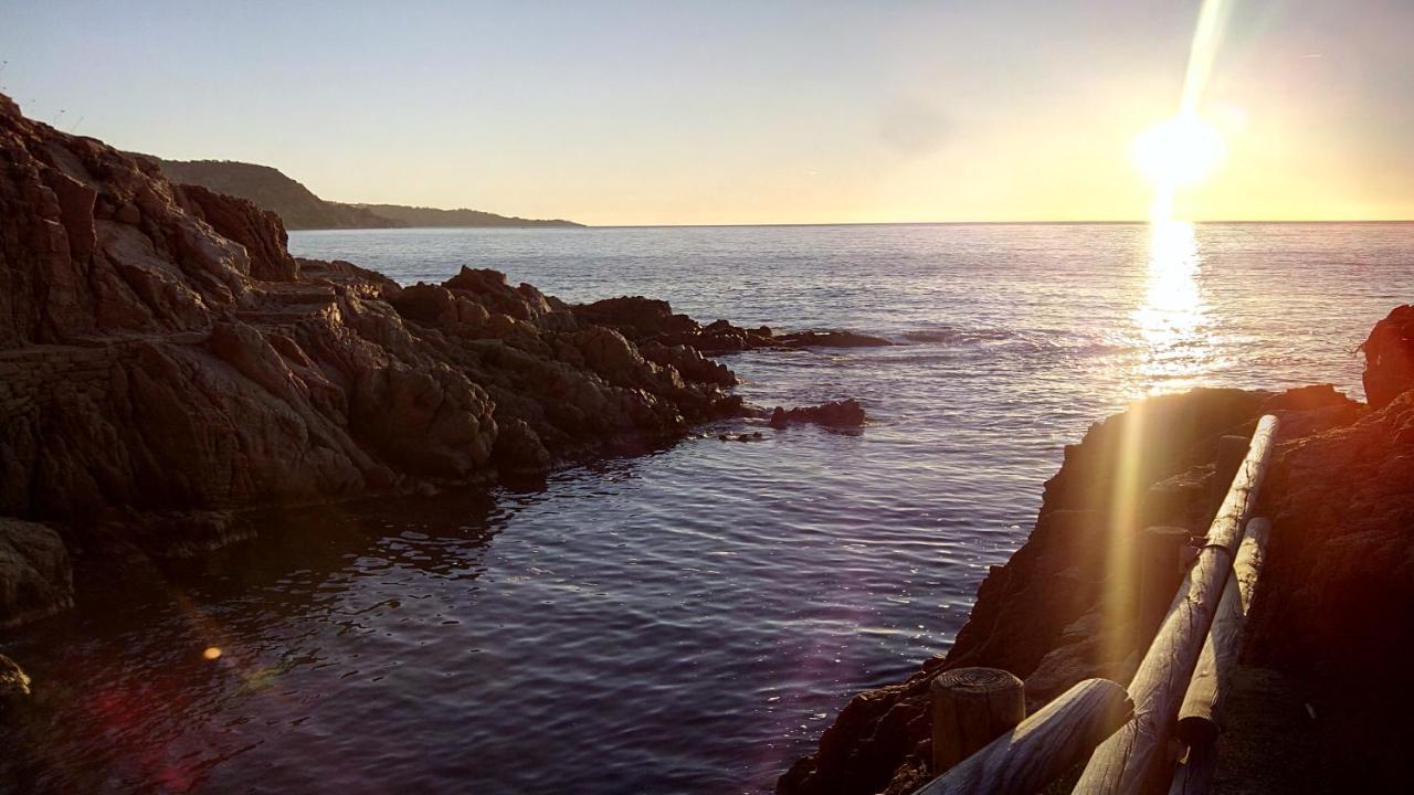 ⭑ Terrace + Sea Views + Private Beach. What Else? ⭑ Тоса-де-Мар Екстер'єр фото
